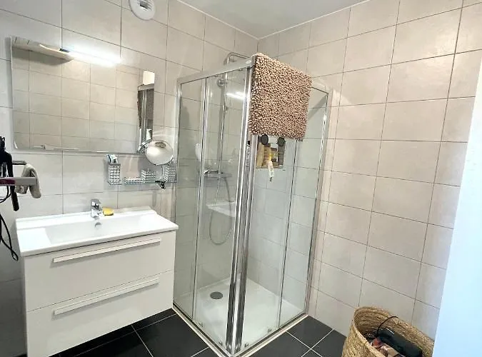 T2 Vue - Entree De *